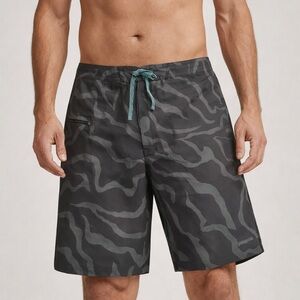 Patagonia Tiger Track Cameo Men’s Board Shorts Size 36 Surf Swim